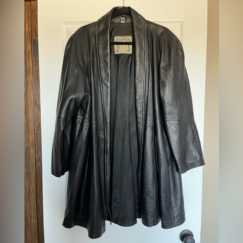 ADA Vintage Women's Black Leather Jacket
